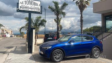 Alfa Romeo Stelvio 2.2 Turbodiesel 160 CV AT8 RWD 
