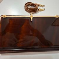 Pochette ab Attanasio in lucite