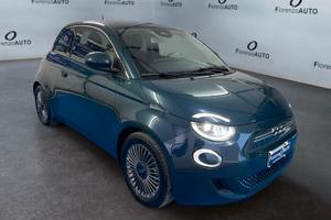 Fiat 500 500e Berlina 42 kWh La Prima