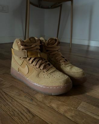 Nike Air Force 1 High LV8 3 - taglia 38.5