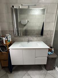 Mobile, specchio, luce led per bagno