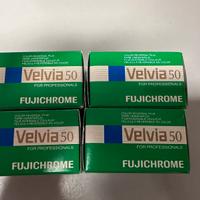 4 rullini fuji velvia 50