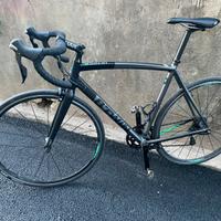 Bici da corsa/strada btwin 720 ultra tgM