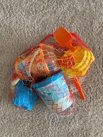 Giochi da spiaggia colorati.