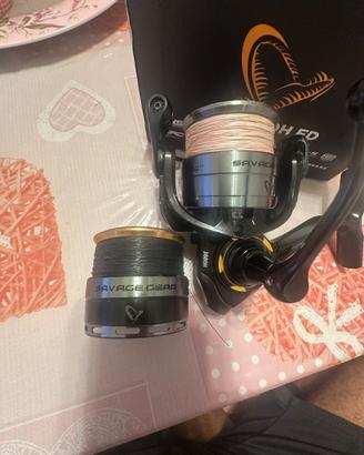 Mulinello Savage gear sg8 3000h