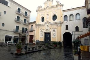 Via Roma 2 Monolocali p.auto in area condominiale