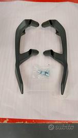 MANIGLIA DESTRA/ SINISTRA POSTERIORE T-MAX 560