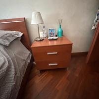 Letto matrimoniale, 2 comodini, materasso