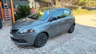 Lancia Ypsilon 1.0 FireFly 5 porte S&S Hybrid Ecoc