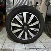 Cerchi in ferro con gomme invernali giulietta