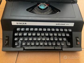 Macchina da scrivere Singer Vintage