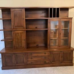 Parete attrezzata in noce nazionale nuova