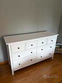 HEMNES Cassettiera con 8 cassetti, mordente bianco