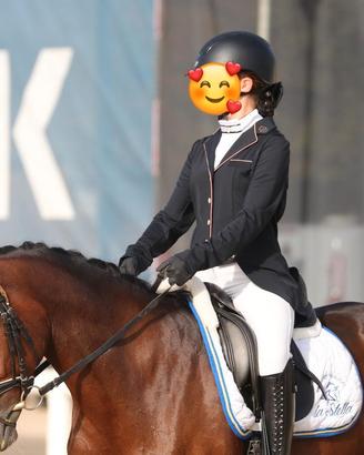 Pony da Dressage - HAPPY DAY V.D. BURGTHOEVE - Gar