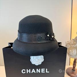 Cappello da pescatore in lana nera Chanel