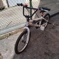 Bicicletta BMX