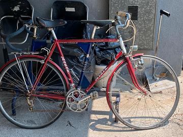 bici rossa