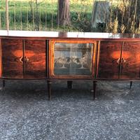 Sideboard in radica