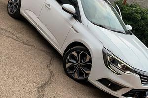 Renault Megane Grand Coupè 1.5/110cv