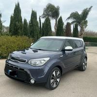 KIA SOUL 1.6 CRDI 136 Cv STRAFULL BI-COLOR 10/2016
