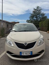 Lancia Ypsilon 1.2 69CV Ecochic GPL/Benzina