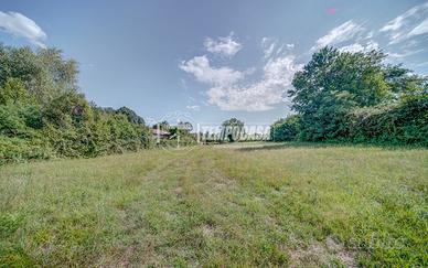 REVISLATE - TERRENO EDIFICABILE