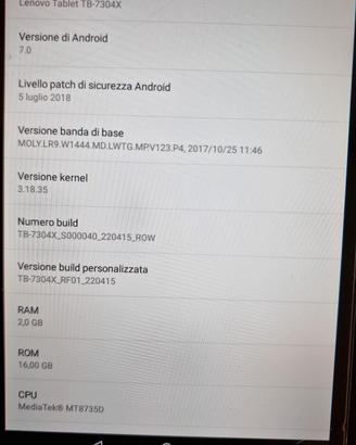 Lenovo TB-7304X