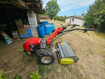 barbieri 13 hp diesel con trincia 