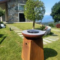 Barbecue moderno in corten