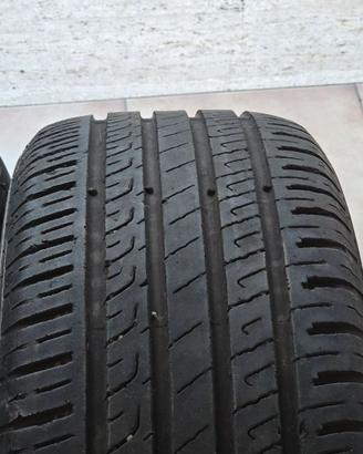 Coppia pneumatici Barum 215/55 R17