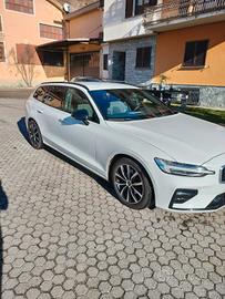 volvo v60 r-design awd 190 cv