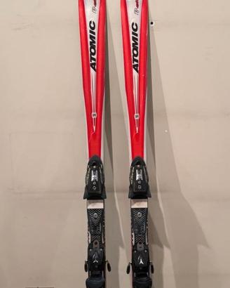 Coppia di Sci + 2 paia di Scarponi e 4 Caschi