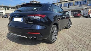 Maserati  Levante 