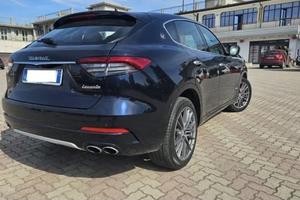 Maserati  Levante 