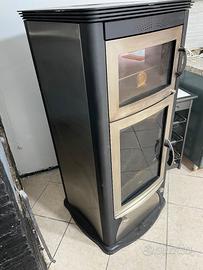 Stufa a legna con forno MCZ