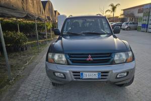 Mitaubishi Pajero 2.5