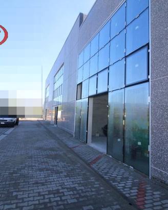 Immobile di 200 m² con 1 locale a Montevarchi