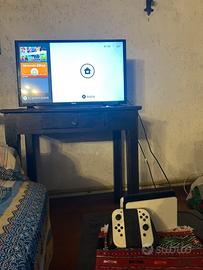 Nintendo Switch Oled Bianca Perfetta con accessori