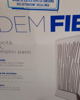 modem fibra nuovo  compatible anche con ADSL. 