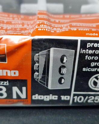 Bticino Dogic 10A 3913N prese corrente spina