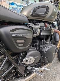 Triumph Street Twin
