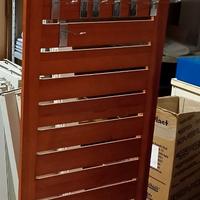 Scaffale espositore in legno