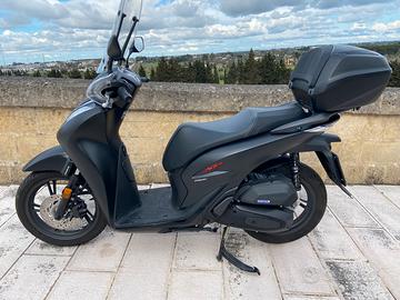 Honda SH 150 i - Sporty