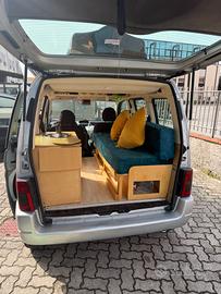 Camper puro Citroen Berlingo 2.0 HDI camperizzato