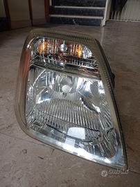 CITROEN C2 dal 2003 al 2008 H4 Faro Anteriore Dest