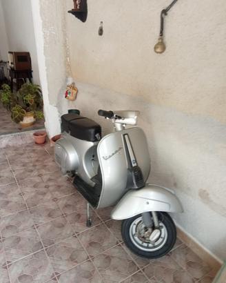 Vespa 50