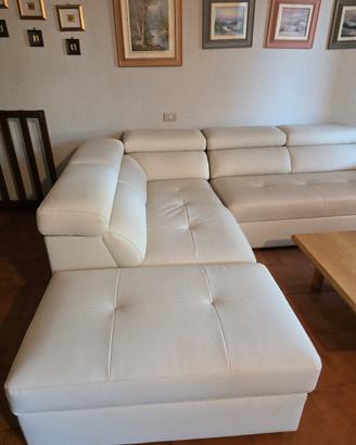 Divano letto angolare in ecopelle bianca