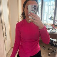 💖Lupetto Leggero Fucsia - Colore Vibrante & Fit