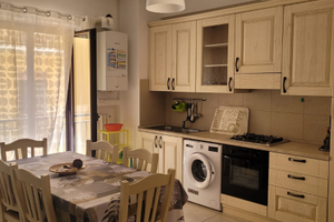 Via Mazzini stanza fino a giugno