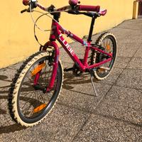 Bicicletta Cube ruota 20”